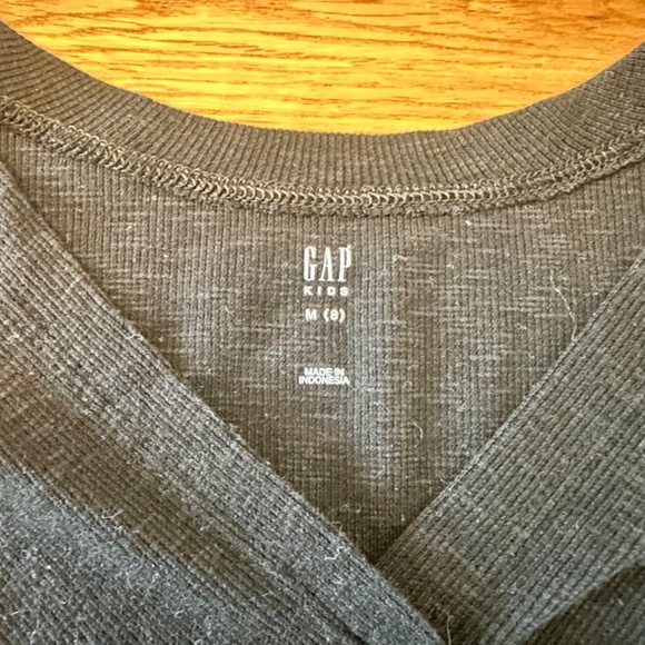 NWOT GAP Kids Wrap Top / Short Sleeve Shirt Girls in Color True Black - Size M - Picture 2 of 6